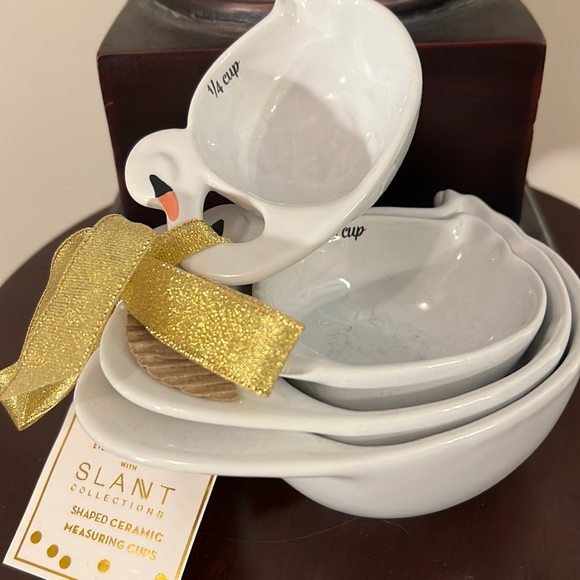 SLANT COLLECTION DUCK MEASURING CUPS - Picture 1 of 3